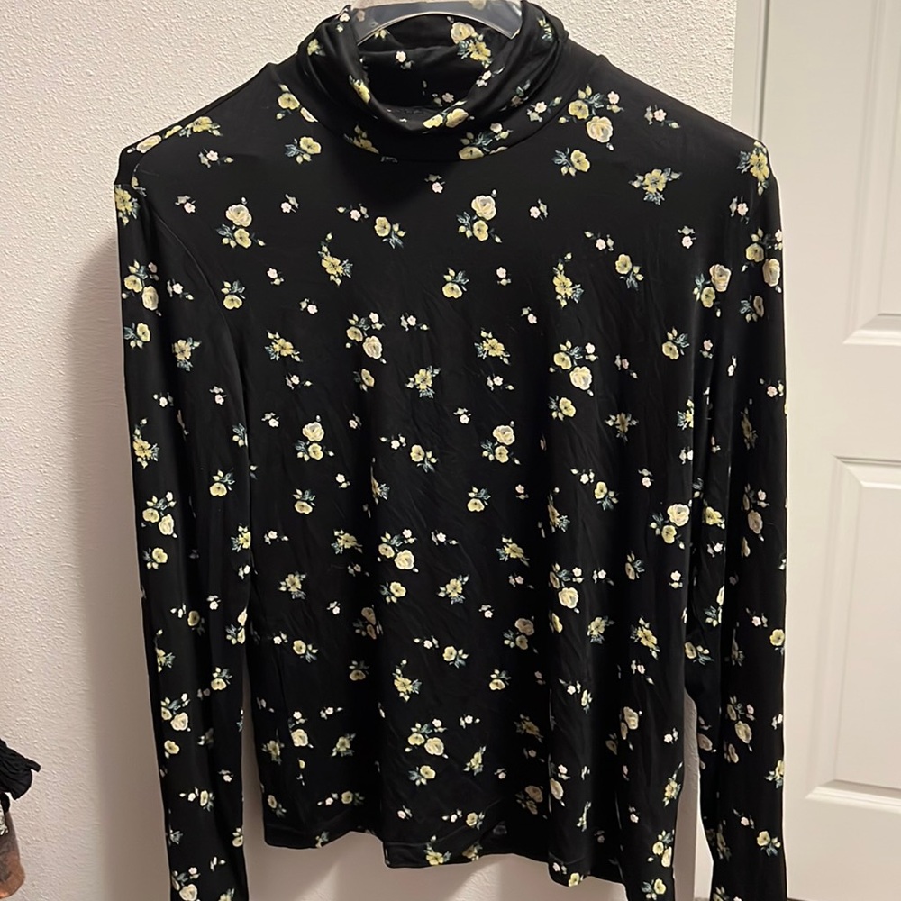 Brand new H&M shirt